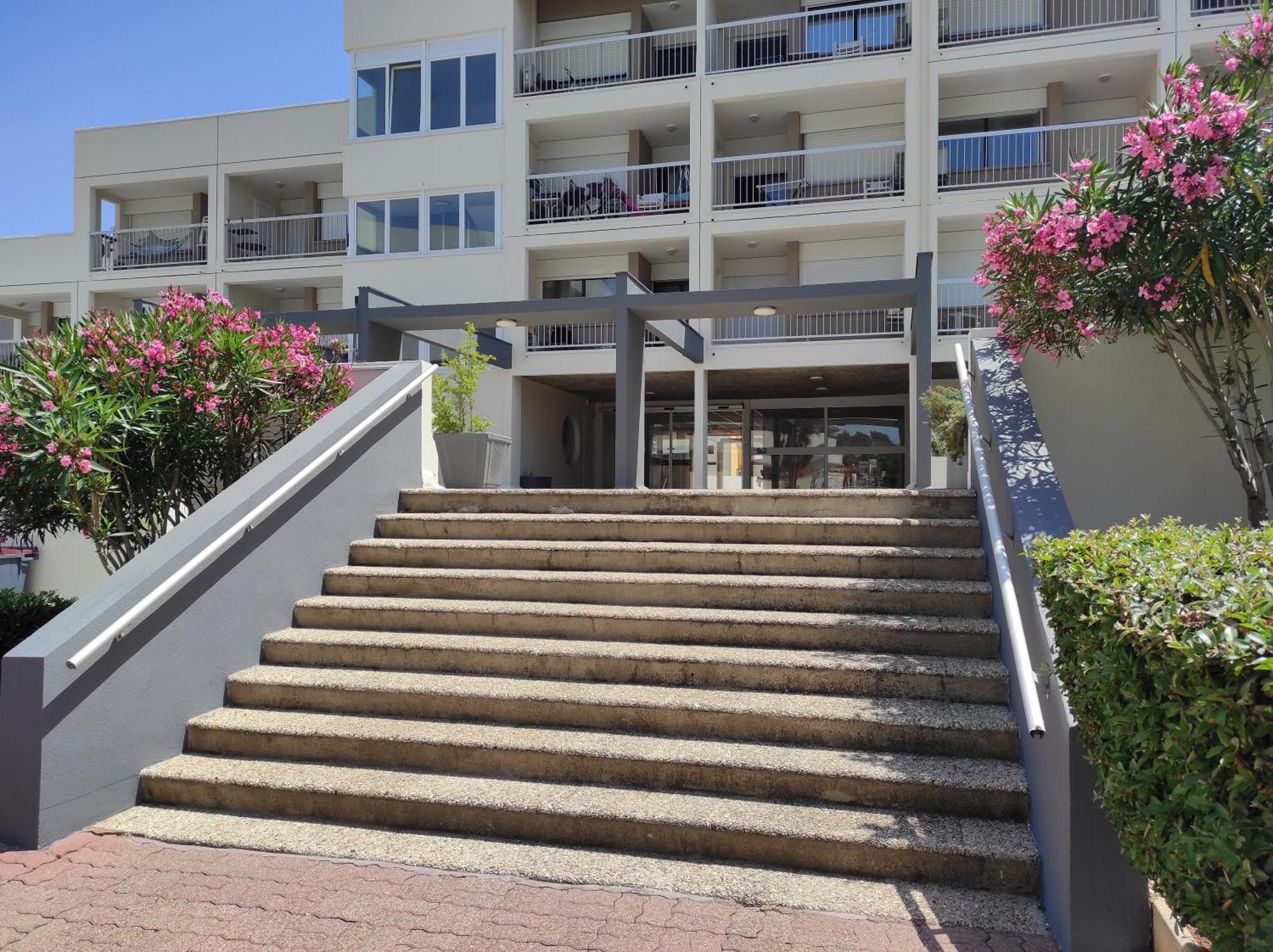Port Studio Piscine, Parking, Prive,Navette Aeroport Agde Room photo